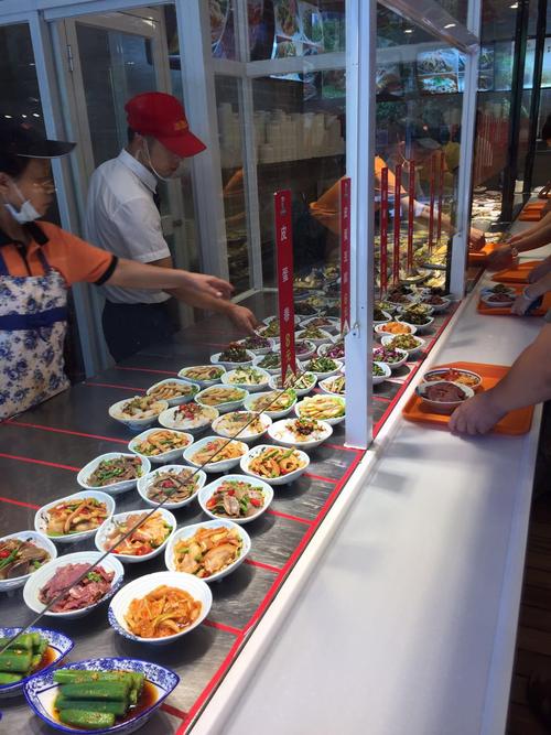 专业食堂承包配送，就选兴邦餐饮管理